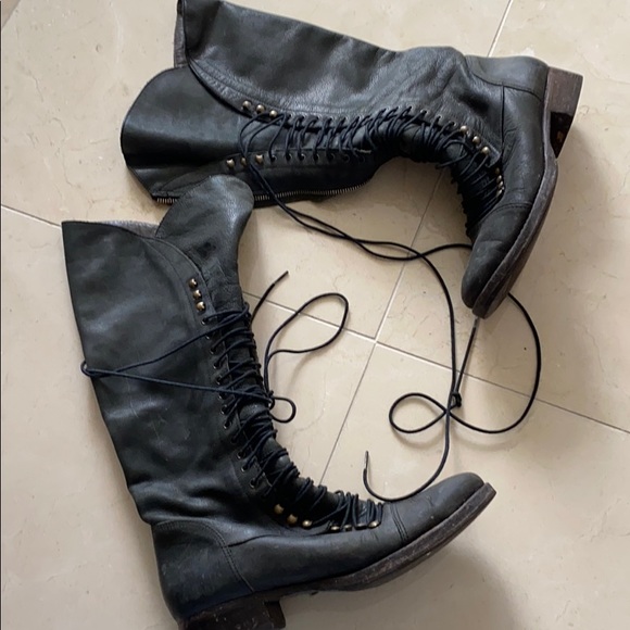 joie combat boots